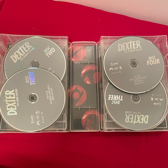 DEXTER The Complete Series - Picture 3 of 3